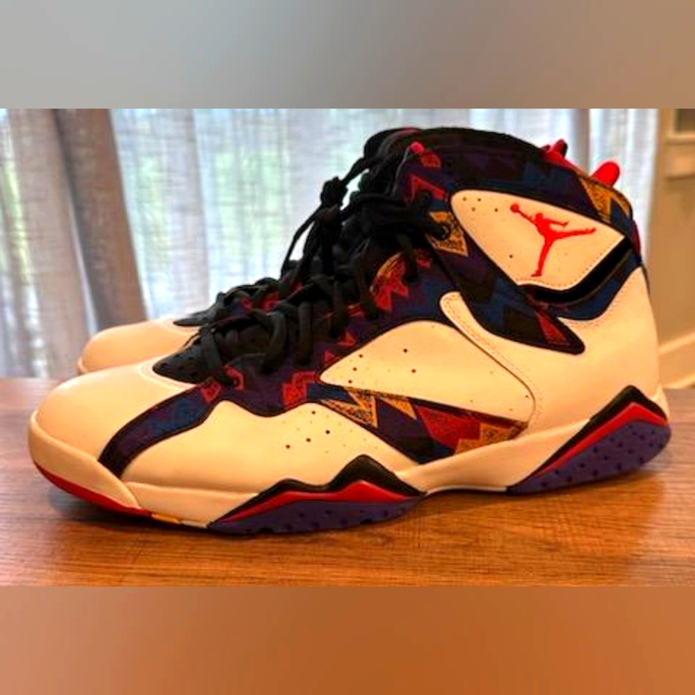 Like New Air Jordan Retro 7 "Sweaters" size 12